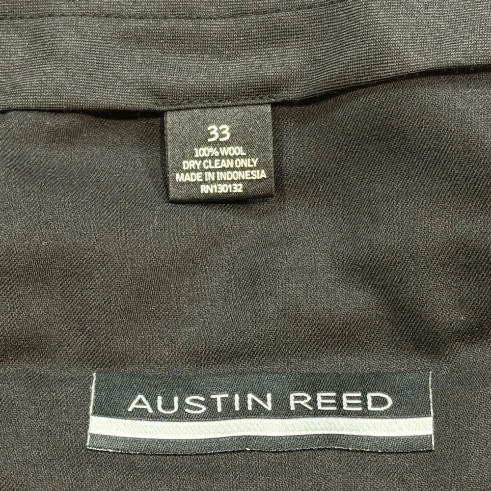Austin Reed Suit Men 39R 